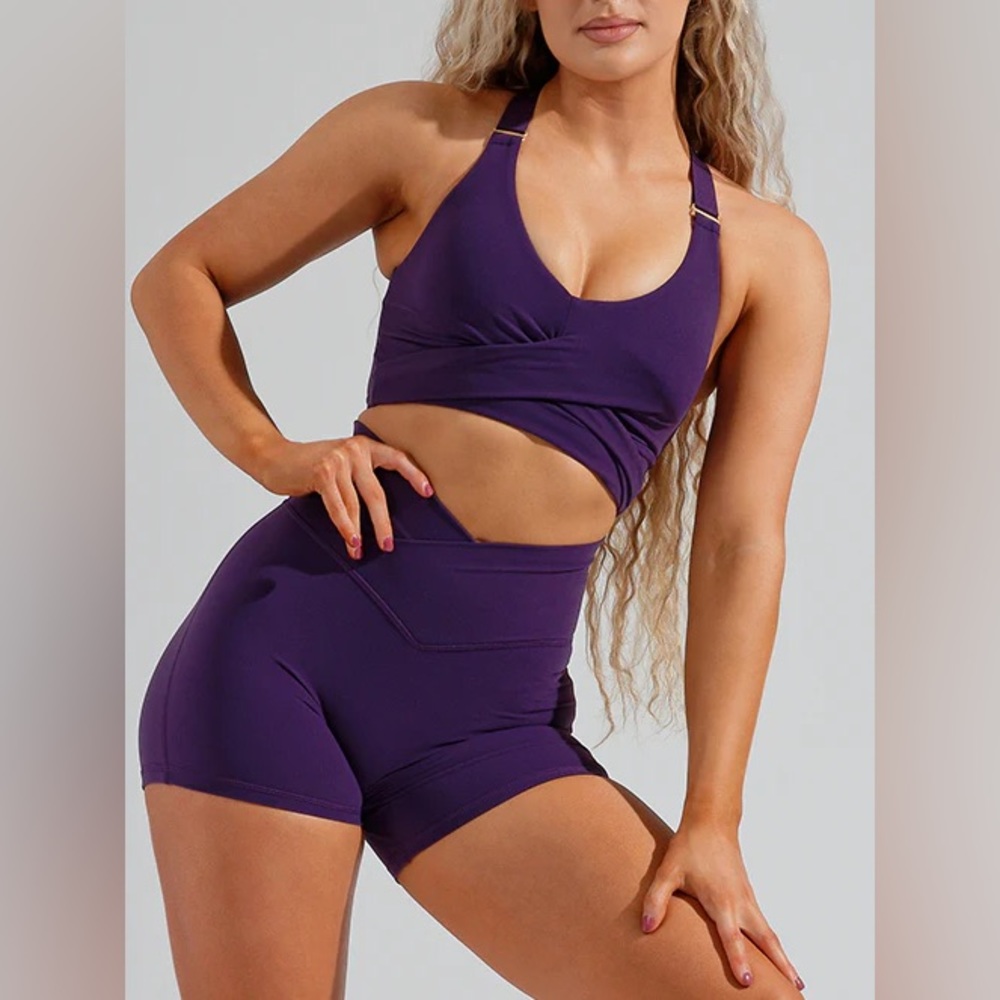 BuffBunny Siren Short